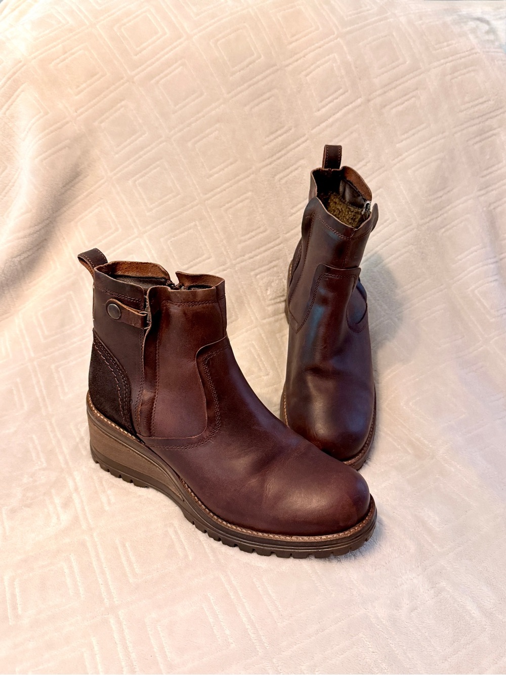 Bullboxer Jamie wedge bootie rustic brown leather insulated boots zip womens 9